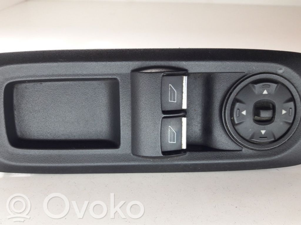 Ford Mondeo MK IV Electric window control switch 