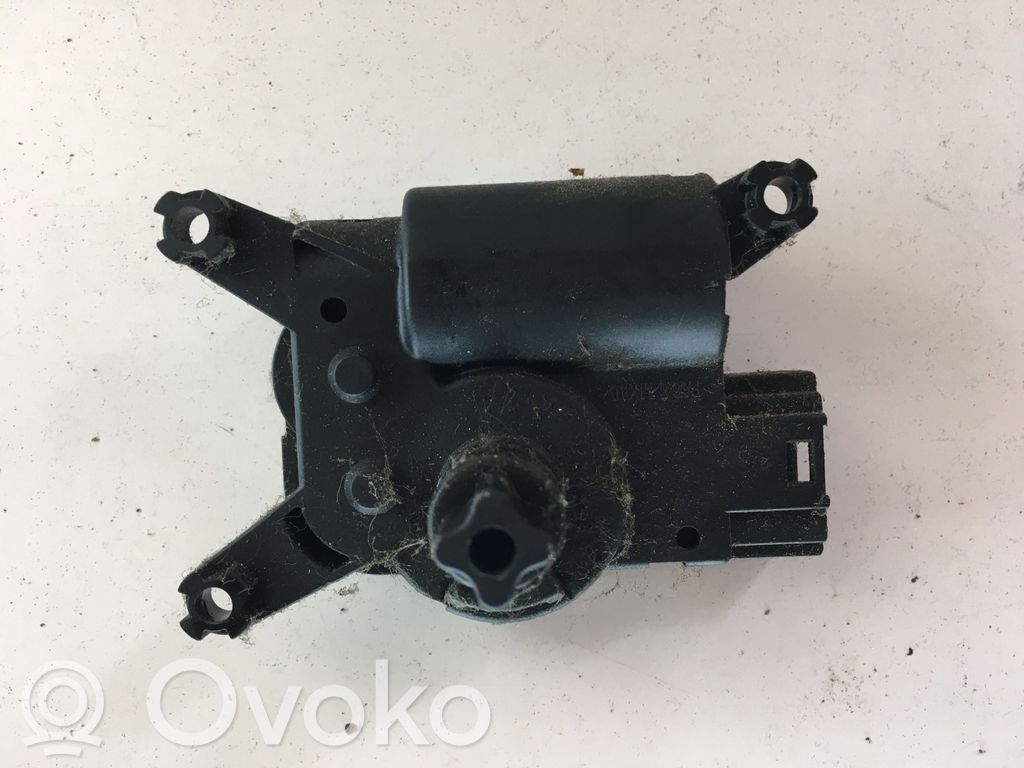 Opel Astra H Silniczek nagrzewnicy 