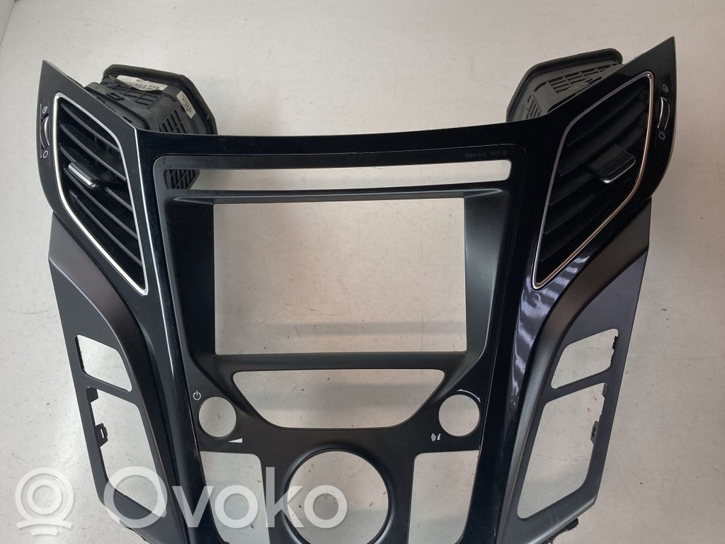 Hyundai i40 Klimato kontrolės/ pečiuko kontrolės apdaila 