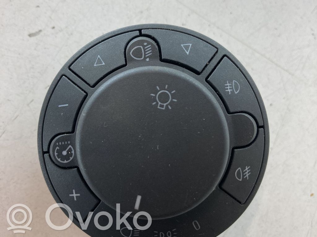 Opel Corsa D Light switch 