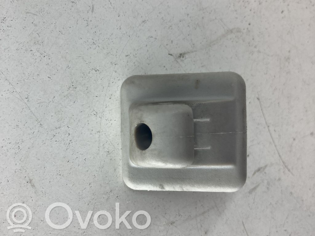 Sun visor clip/hook/bracket