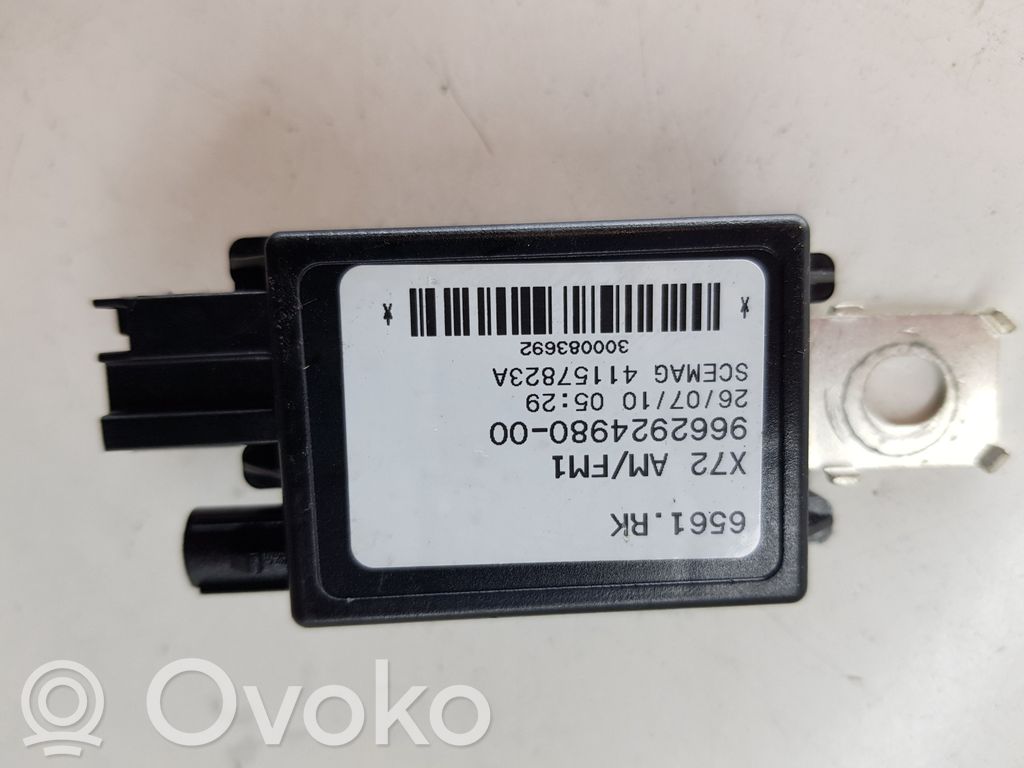 Citroen C5 Antenos stiprintuvas 