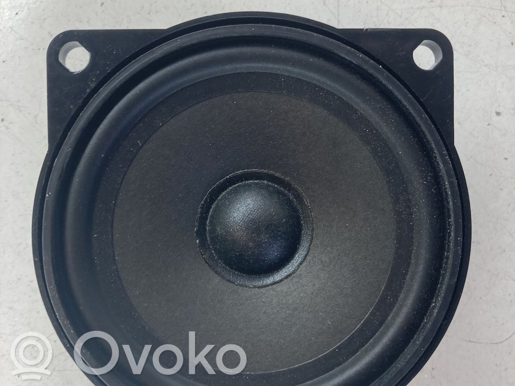 BMW 5 E60 E61 Etuoven kaiutin 