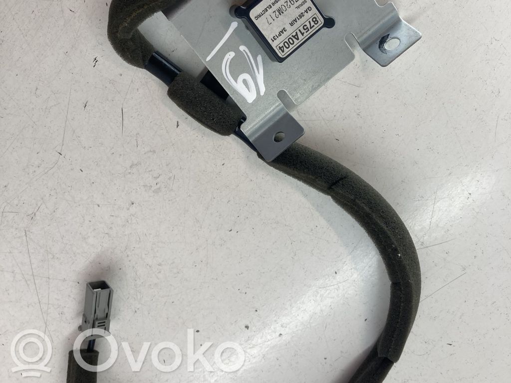 Peugeot 4007 GPS-pystyantenni 