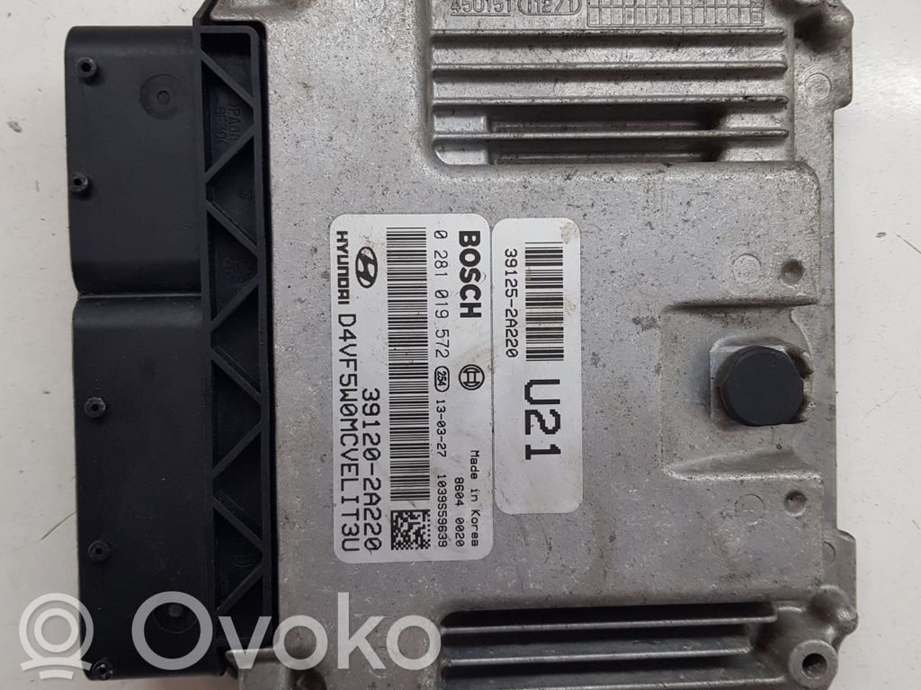 Hyundai i40 Engine control unit/module 