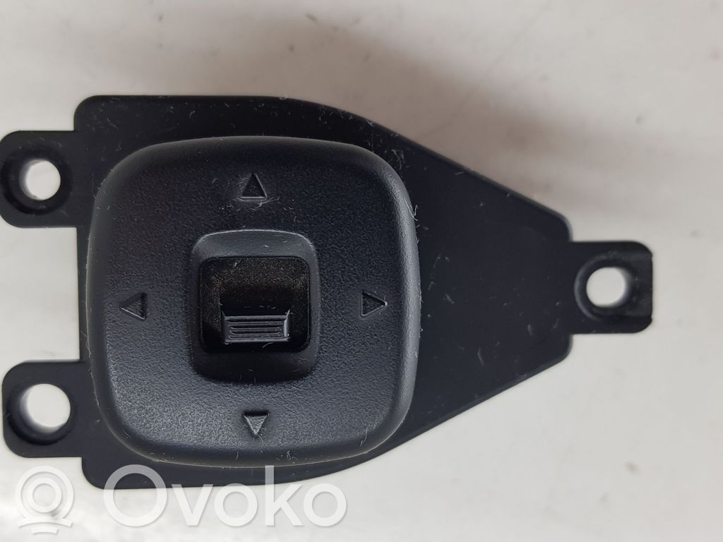 Mazda 3 I Wing mirror switch 