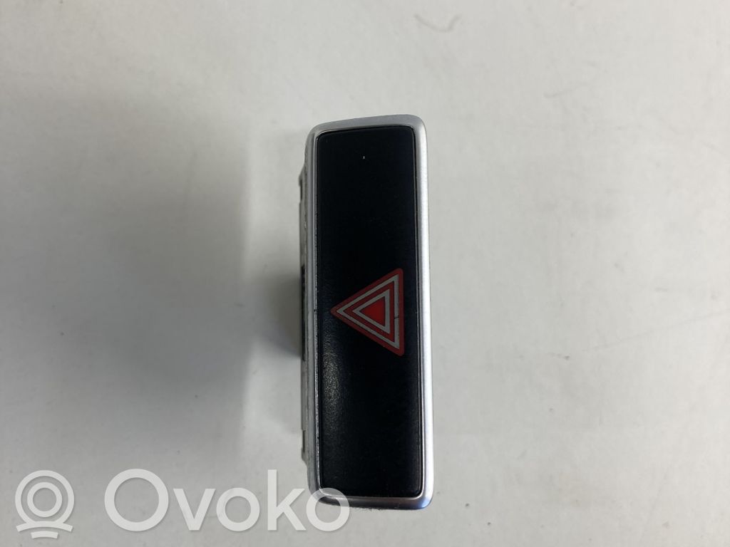 Seat Alhambra (Mk2) Przycisk świateł awaryjnych 