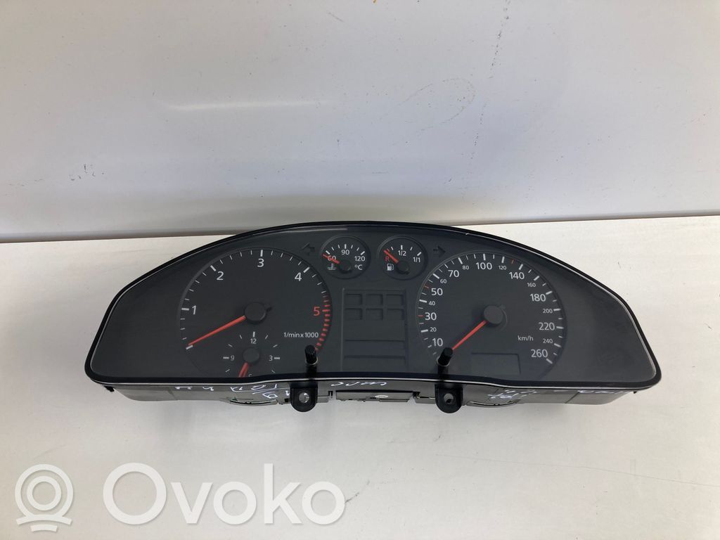Audi A4 S4 B5 8D Velocímetro (tablero de instrumentos) 