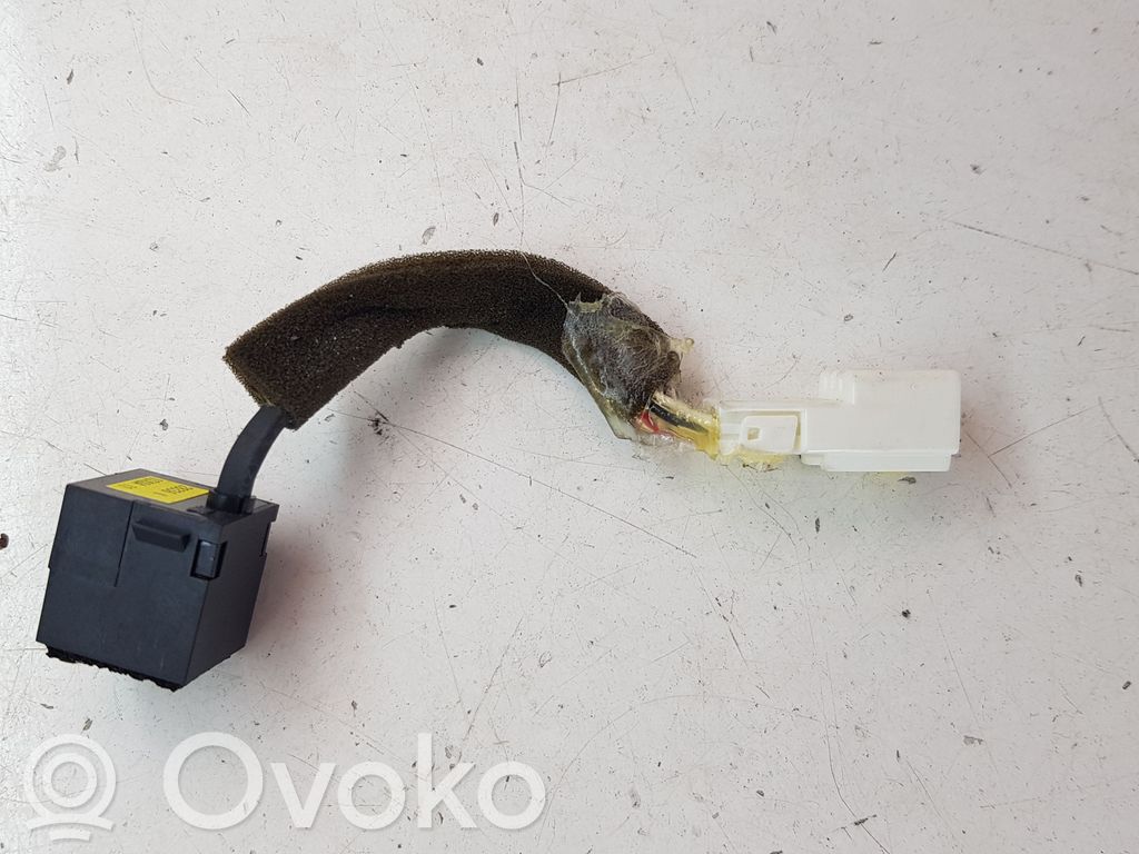 Nissan Juke I F15 Sensor 