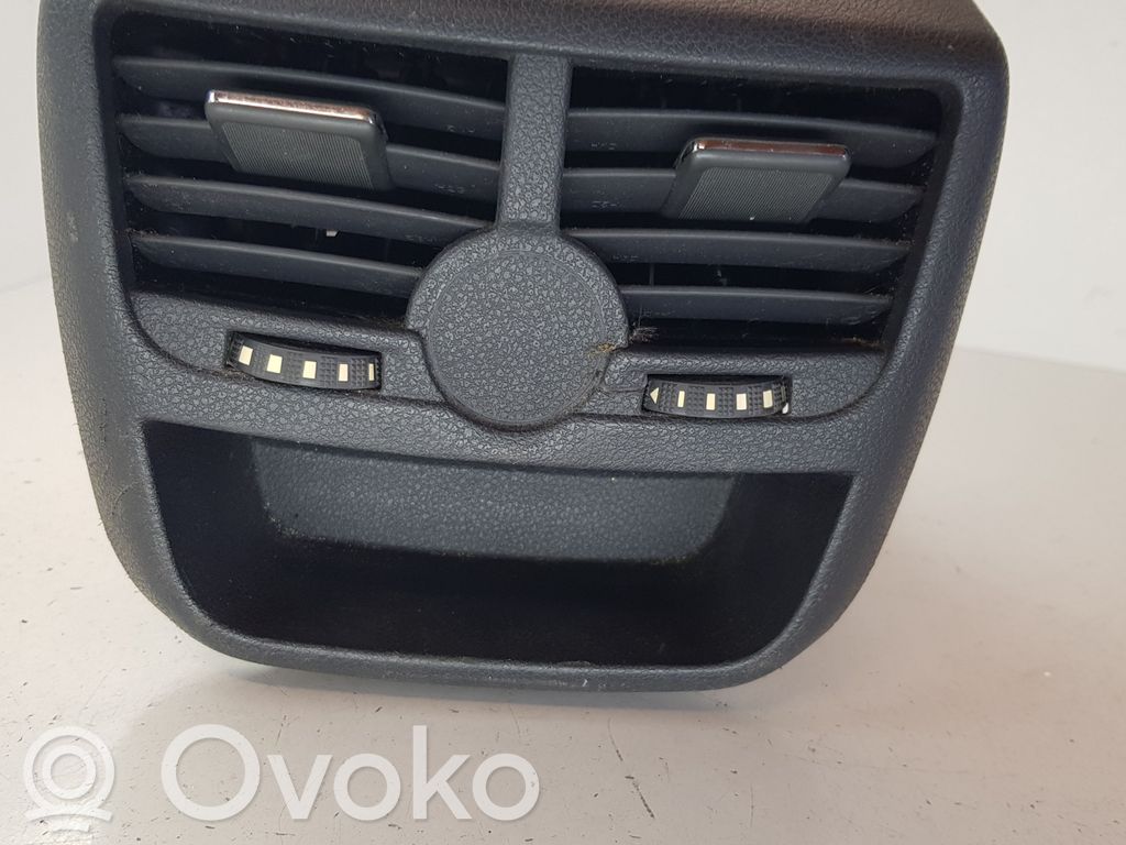 Peugeot 508 Задняя воздушная решётка 