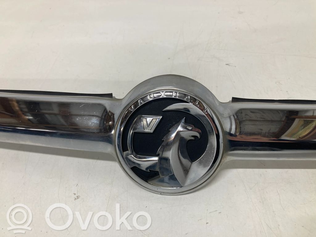 Opel Zafira C Poszycie / Tapicerka tylnej klapy bagażnika 