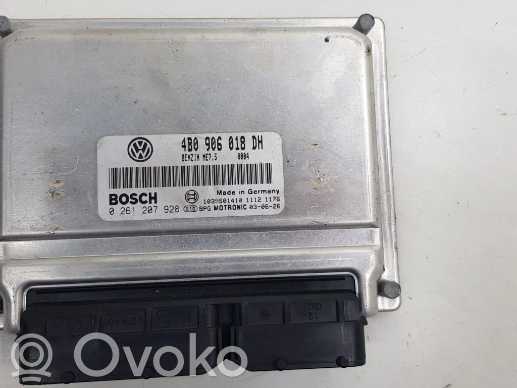 Volkswagen PASSAT B5.5 Engine control unit/module 