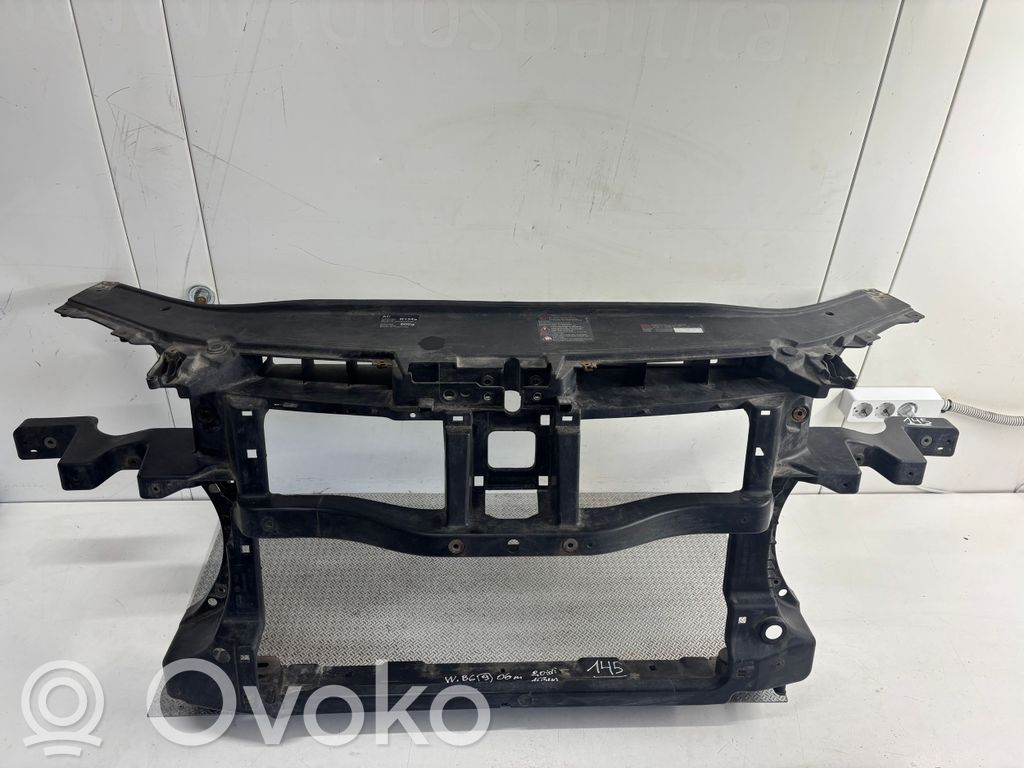 Volkswagen PASSAT B6 Radiatoru panelis 