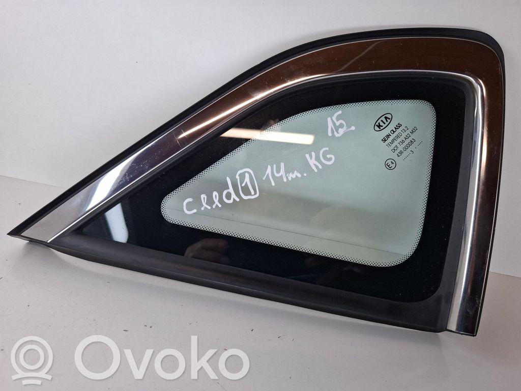 KIA Ceed Vidrio lateral trasero 