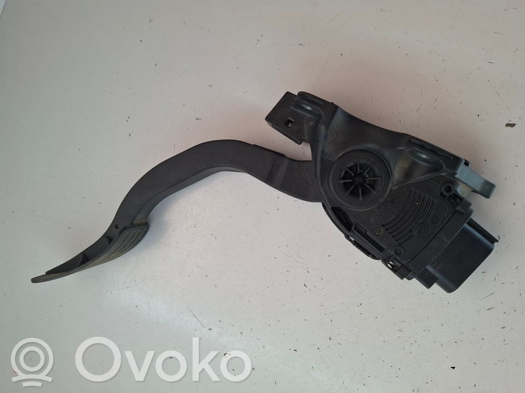 Ford S-MAX Akceleratoriaus pedalas 