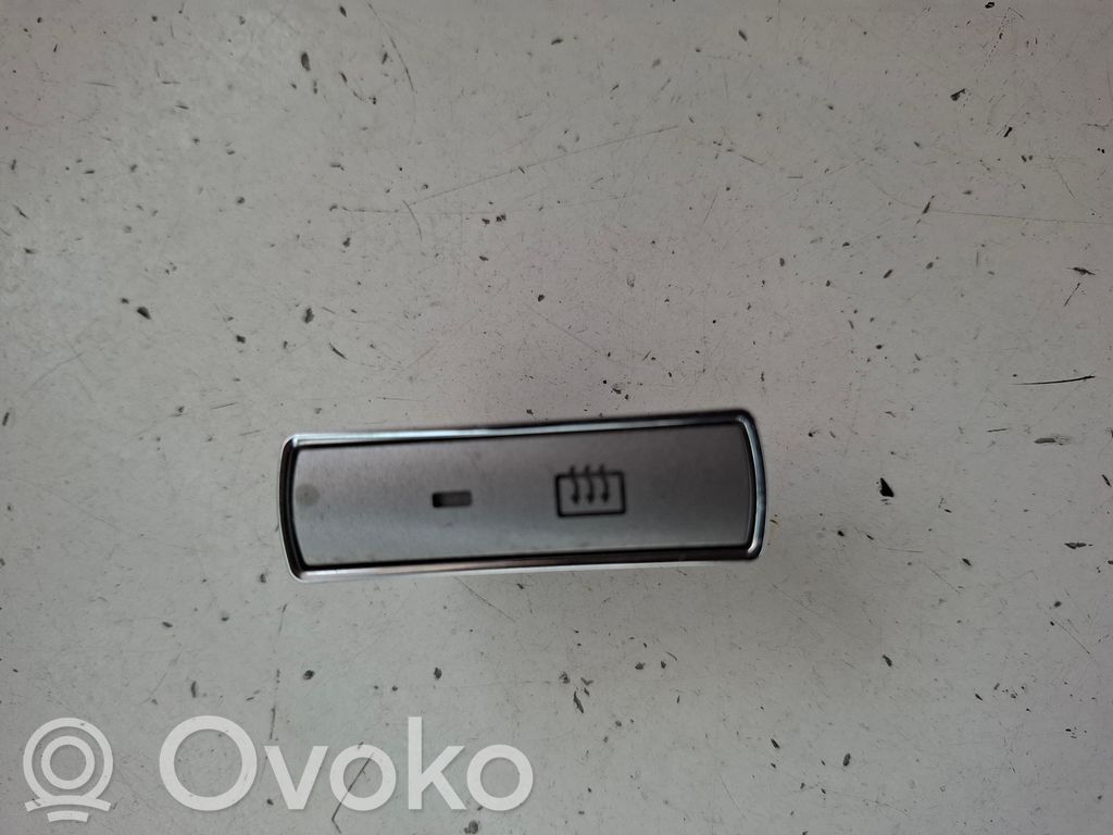 Ford S-MAX Windscreen/window heater switch 