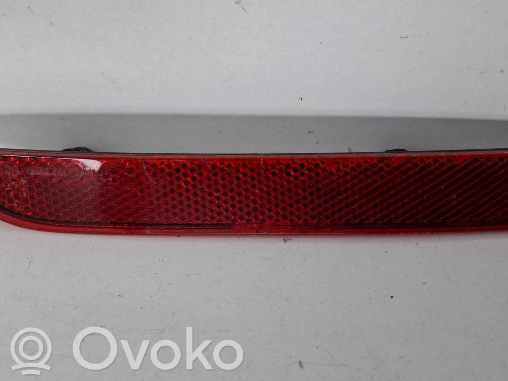 Volkswagen PASSAT B8 Odblask lampy tylnej 