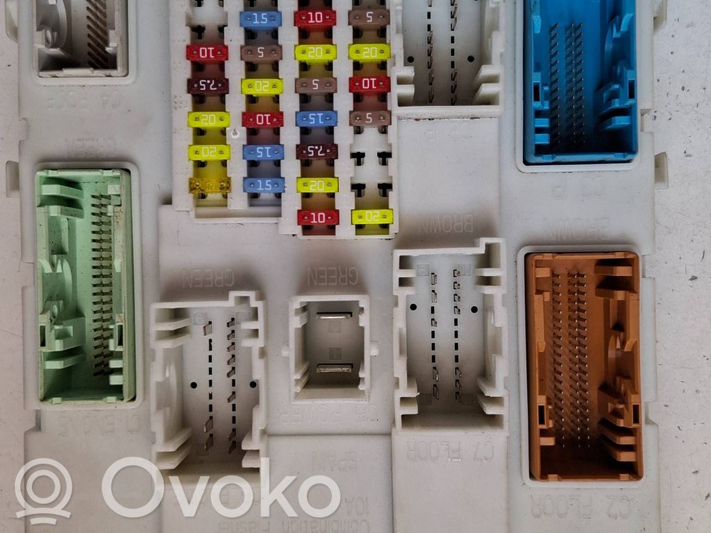 Ford C-MAX II Fuse module 