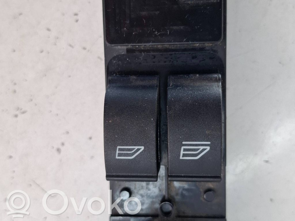Ford C-MAX II Electric window control switch 
