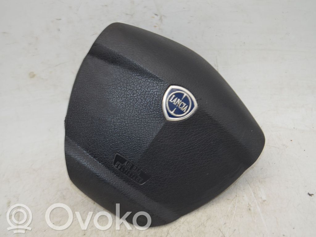 Lancia Ypsilon Vairo oro pagalvė 
