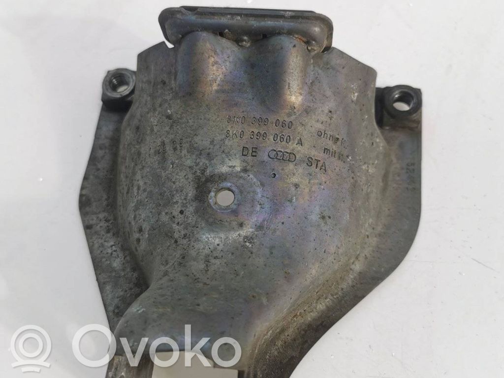 Audi Q5 SQ5 8R Engine mounting bracket 