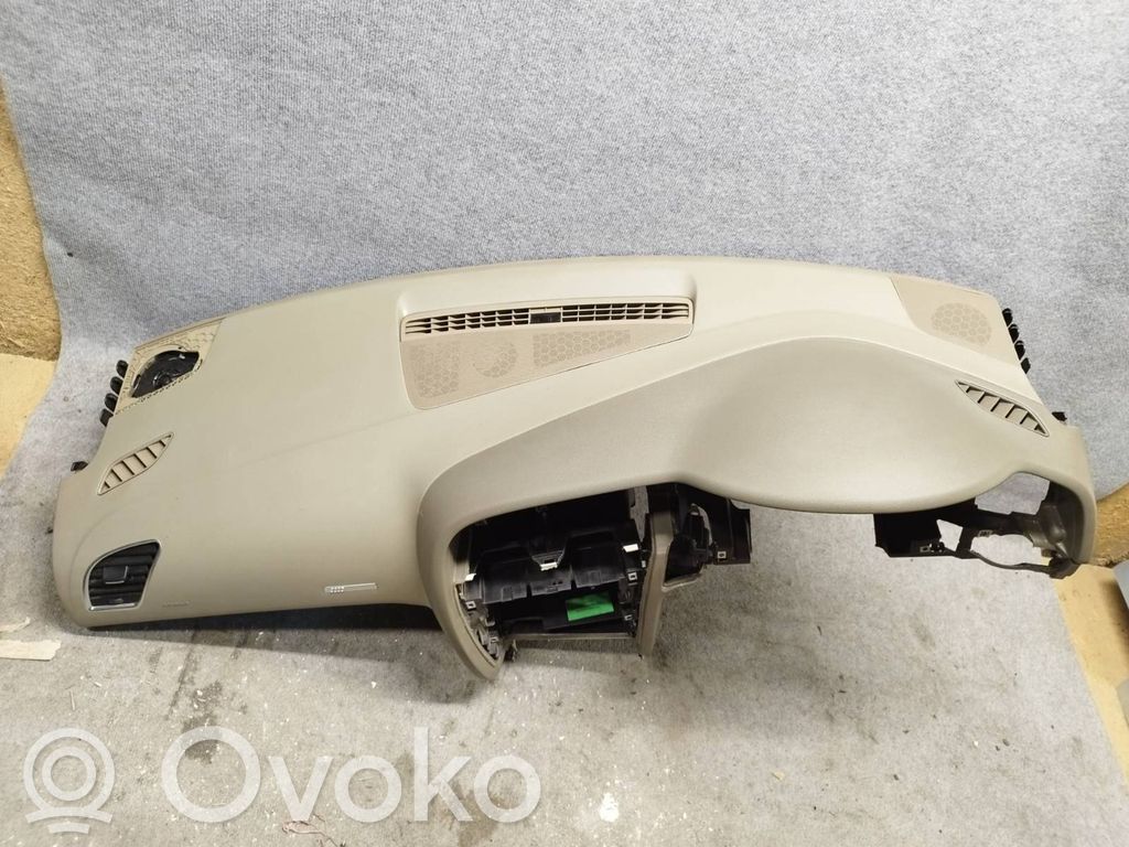 Audi A5 8T 8F Panelė 