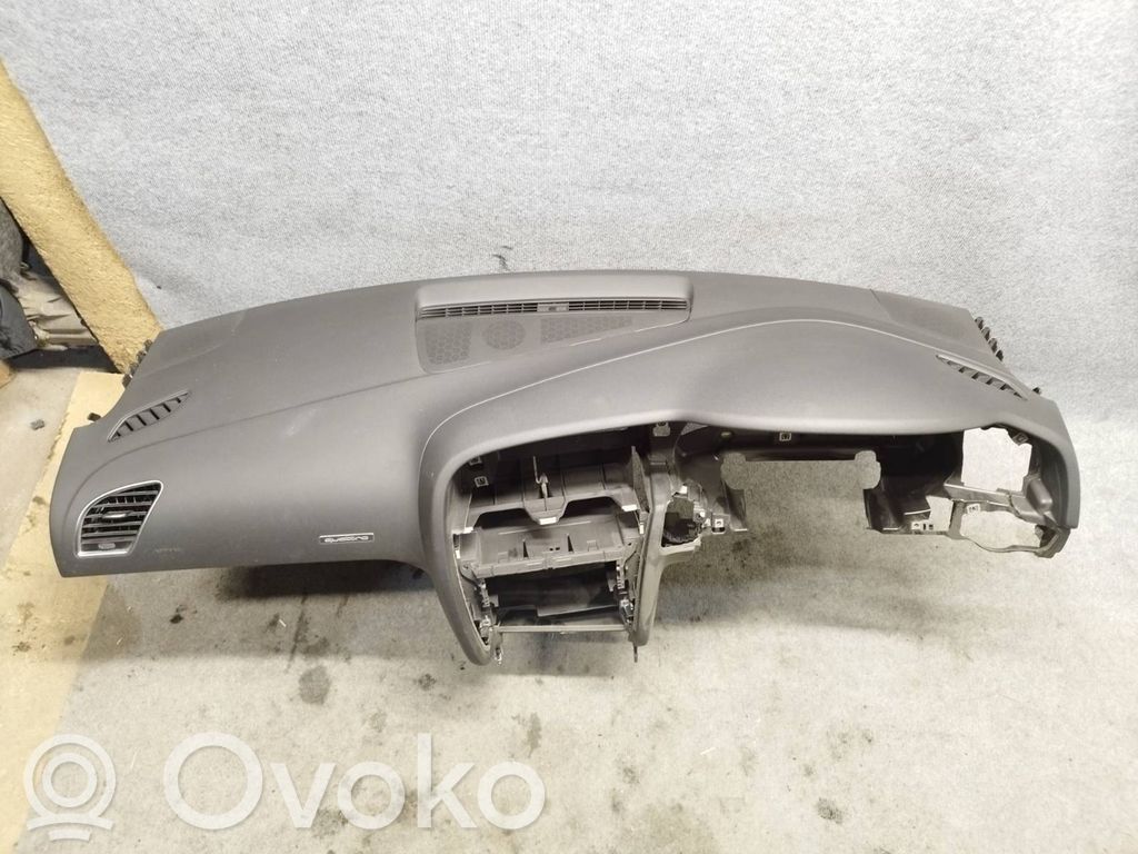 Audi A5 8T 8F Dashboard 
