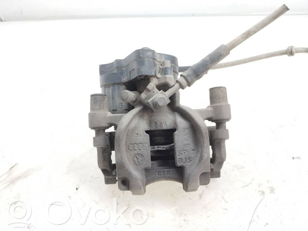 Volkswagen Golf VII Rear brake caliper 
