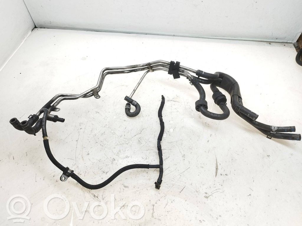 Audi Q5 SQ5 8R Fuel line/pipe/hose 