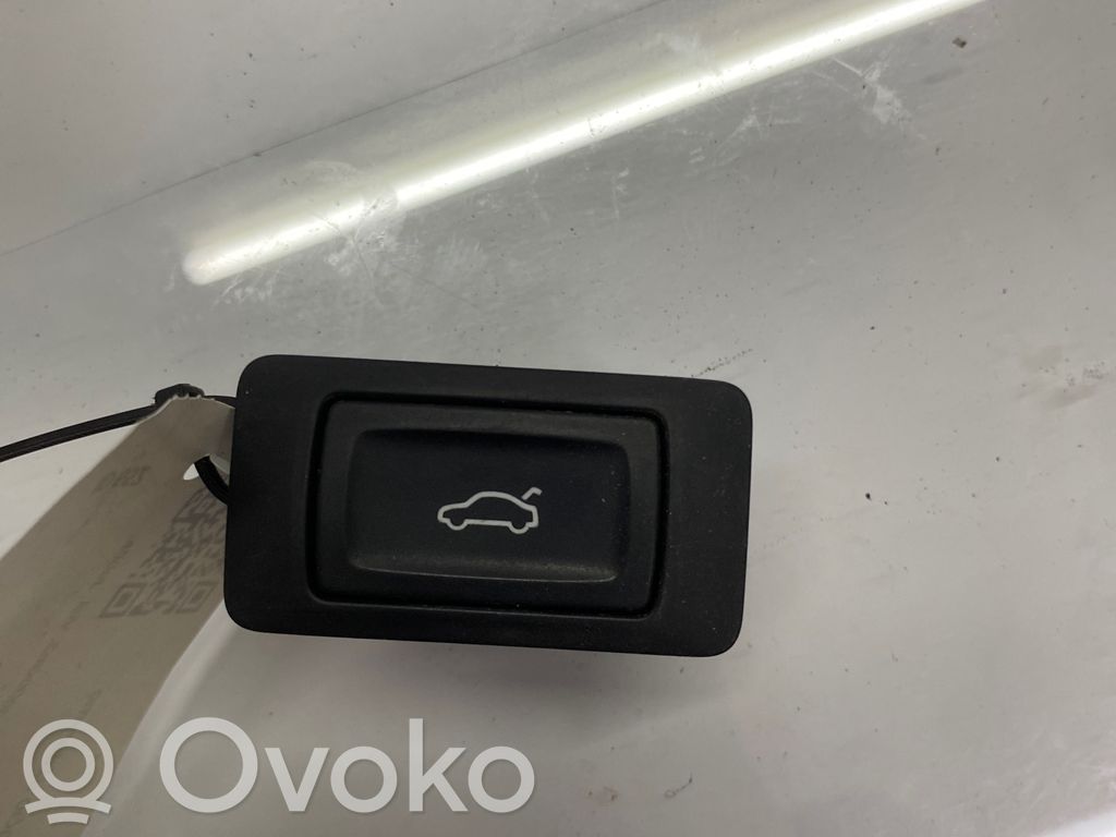 Audi A8 S8 D4 4H Tailgate/boot open switch button 