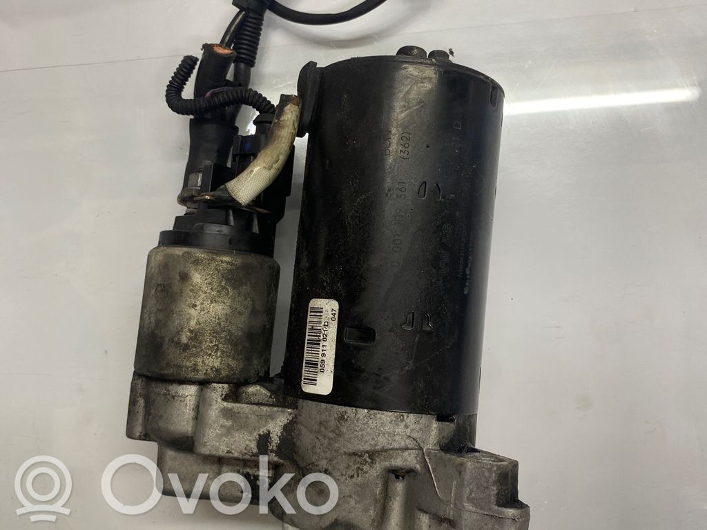 Audi A4 S4 B8 8K Starteris 