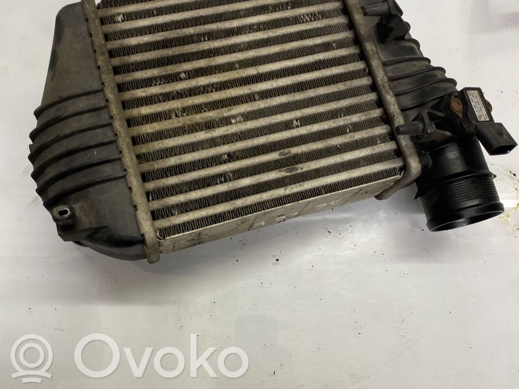 Interkūlerio radiatorius   4F0145805AC,6620470
