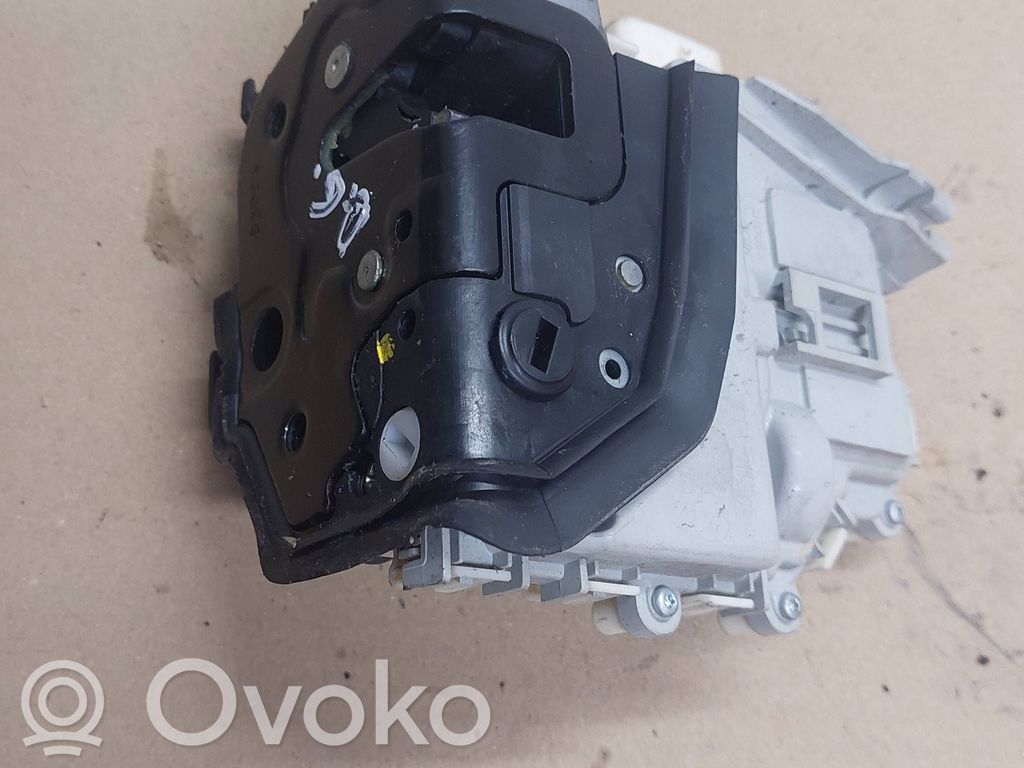 Audi A4 S4 B8 8K Rear door lock 