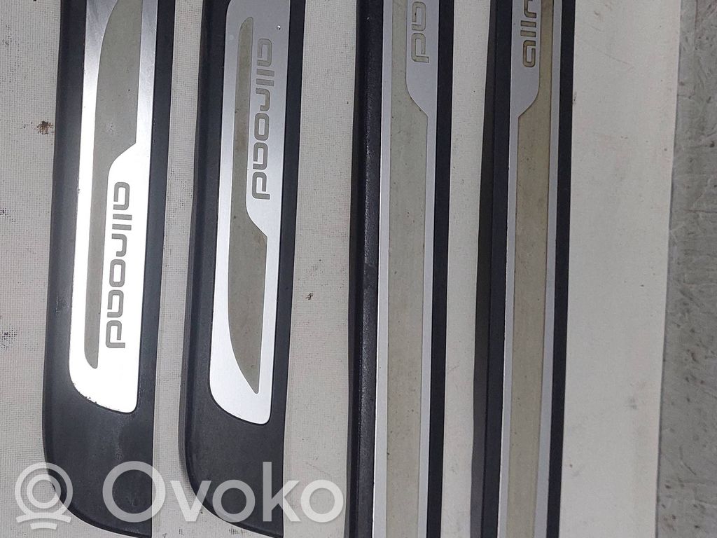 Audi A6 Allroad C7 Set apărători prag (interioare) 
