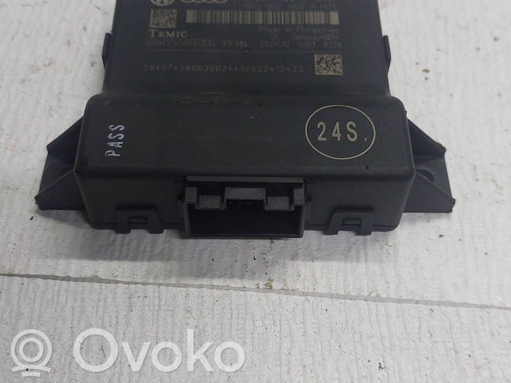 Audi A4 S4 B8 8K Gateway control module 