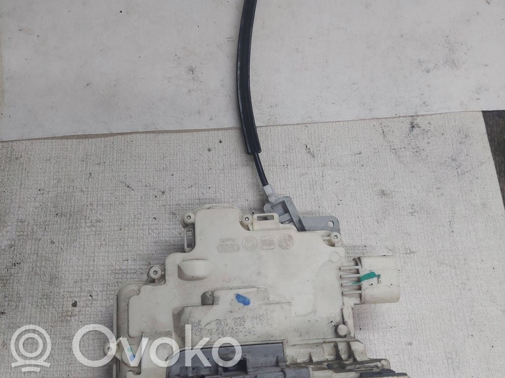 Audi A4 S4 B8 8K Rear door lock 