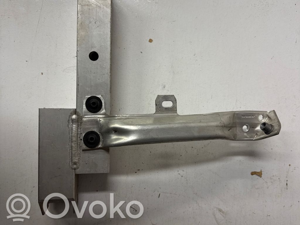 BMW 7 F01 F02 F03 F04 Boczny panel mocowania chłodnicy 