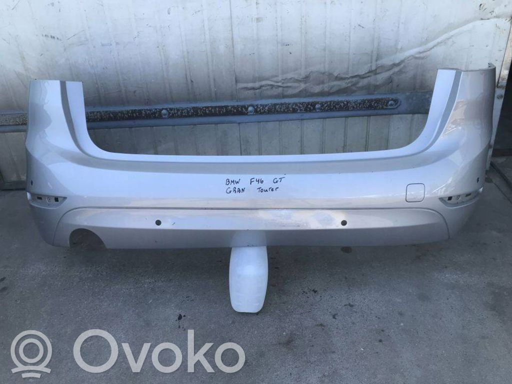 BMW 2 F46 Parachoques 