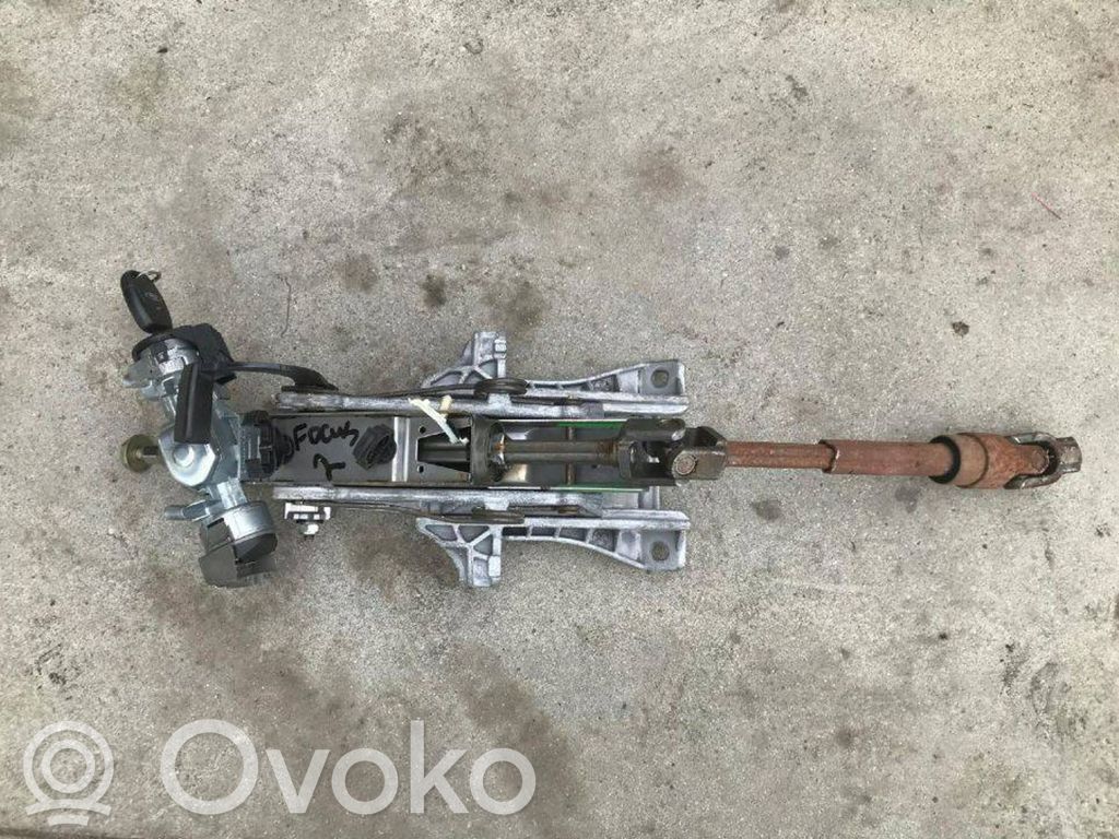 Ford Focus Steering wheel axle 