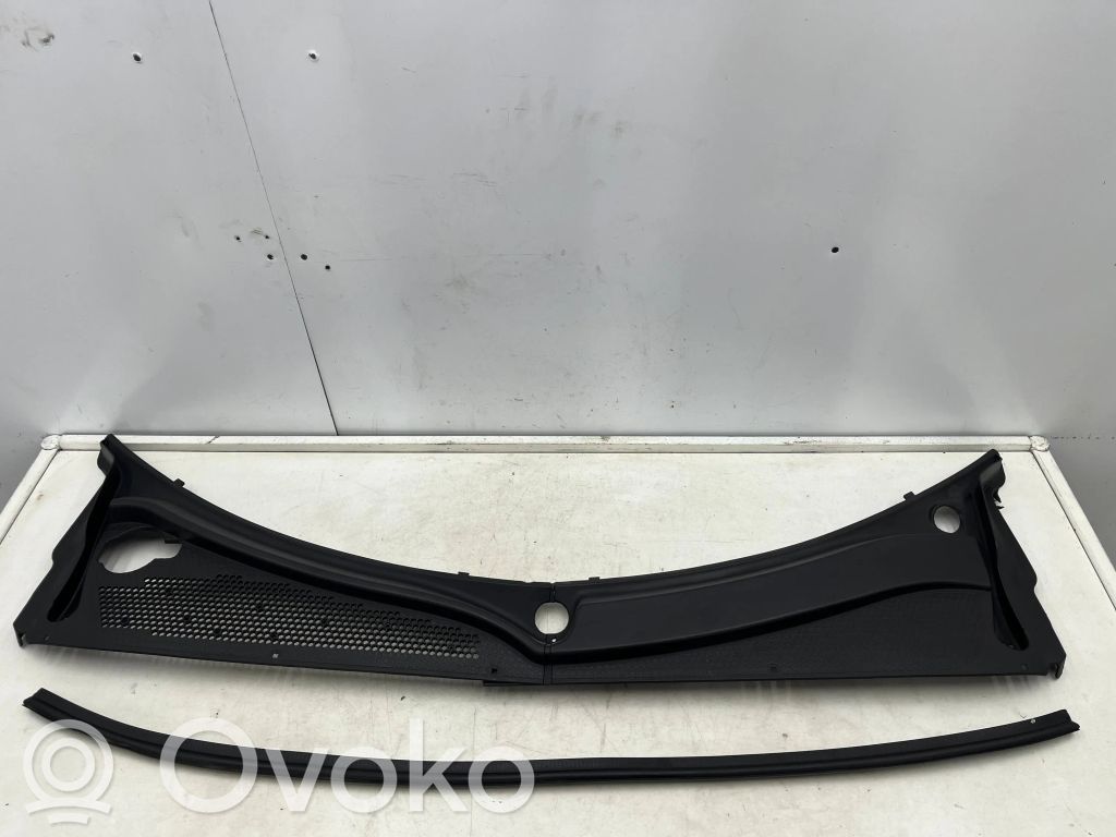 Chrysler PT Cruiser Wiper trim 