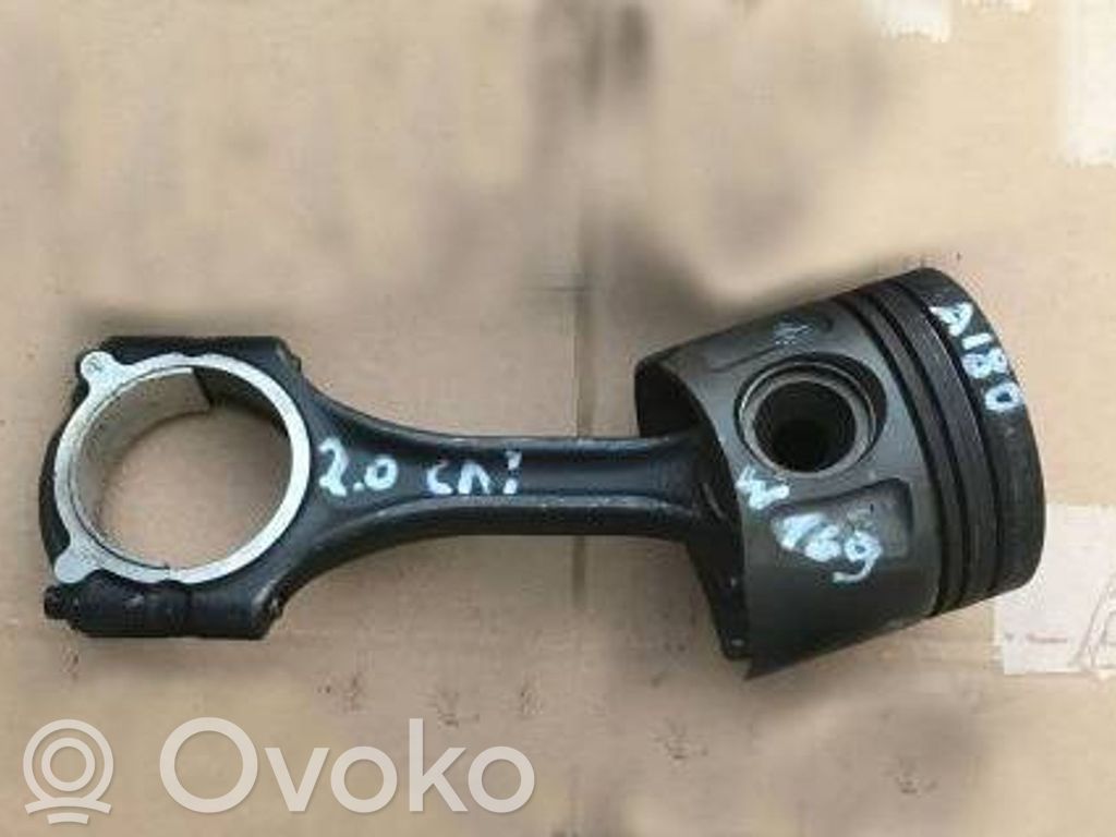 Mercedes-Benz B W245 Piston with connecting rod 
