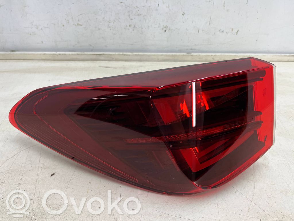 Cupra Leon Rear/tail lights 