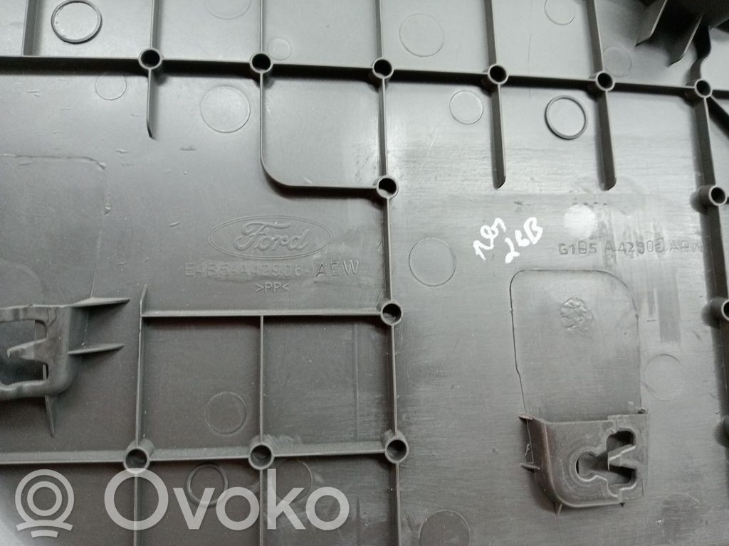 Šoninis apdailos skydas   2041879,G1B5A42906AB35B8