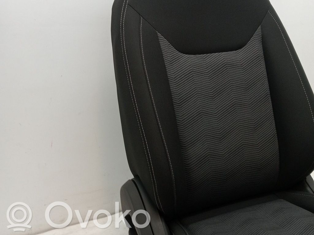 Ford Ka Etumatkustajan istuin 