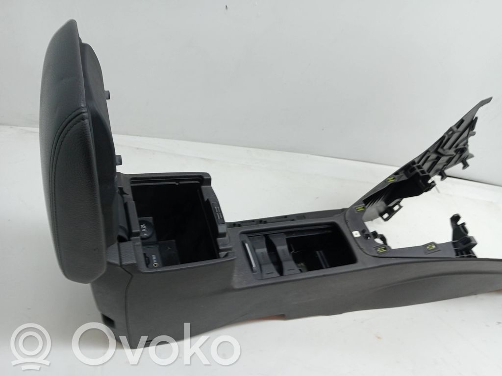 Center console   1948012,F1EBA045M62JF35B8