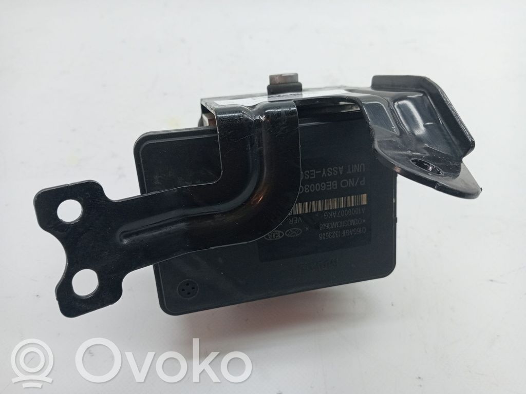 Bomba de ABS   589202Y620