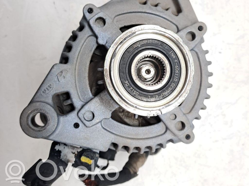 Alternador   373002A700