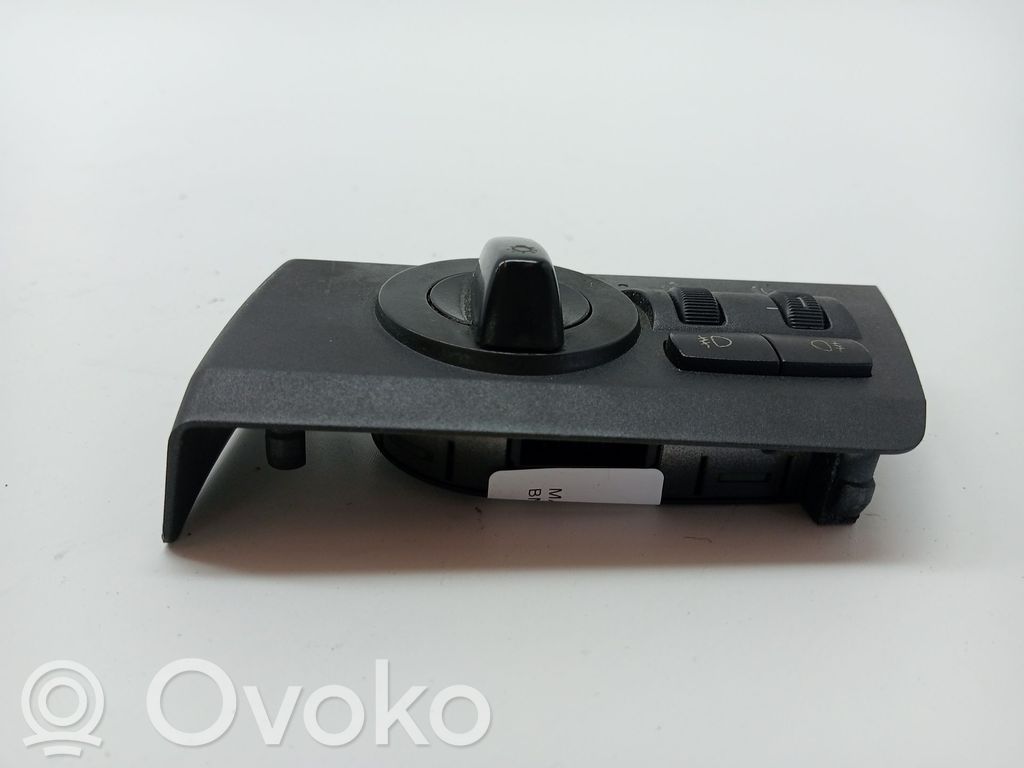 Light switch   61316990154,531096801
