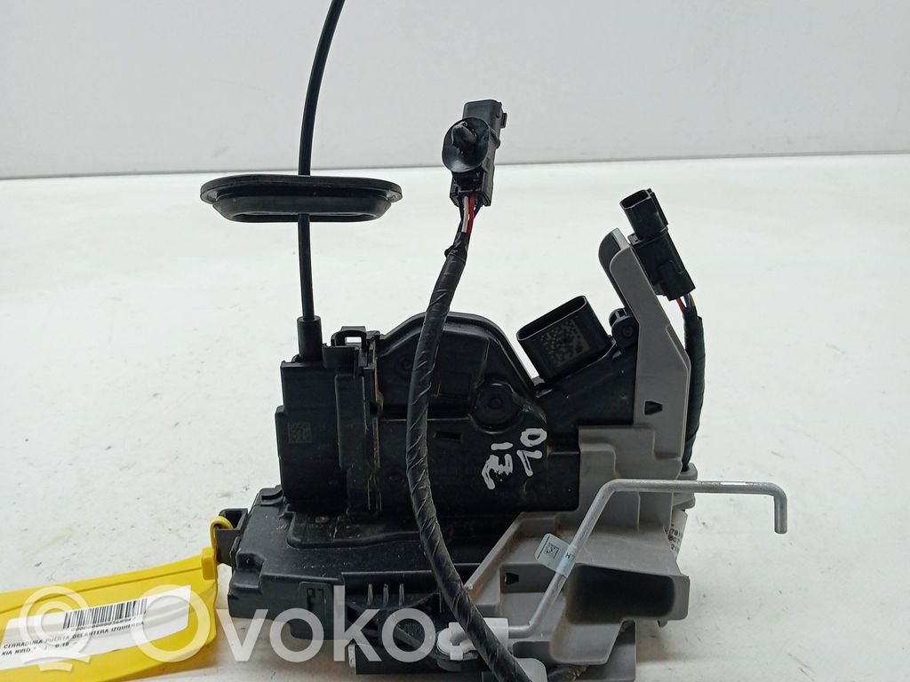 Serrure de porte avant   81310AT100