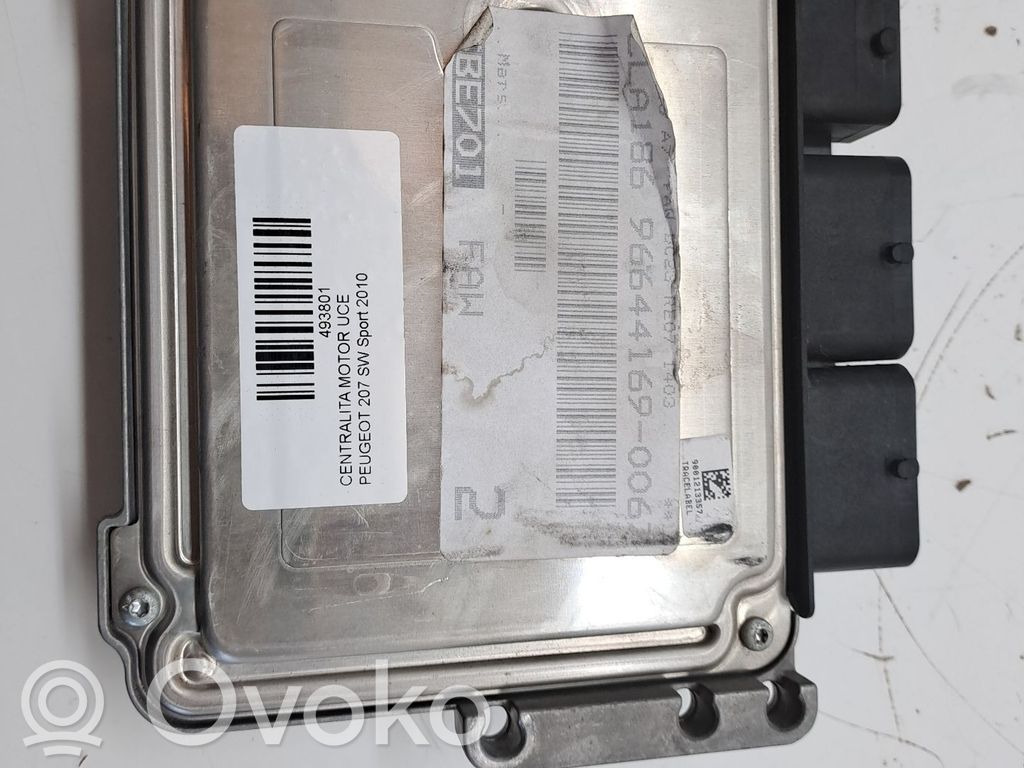 Engine control unit/module ECU   194345